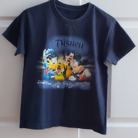 6/$20 Disney kids tees (sz 6/7) - Picture 1 of 4